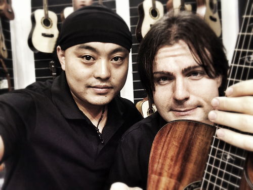 中國指彈大師宋依凡與天貓樂器體驗館攜手，共譜樂器零售新篇章